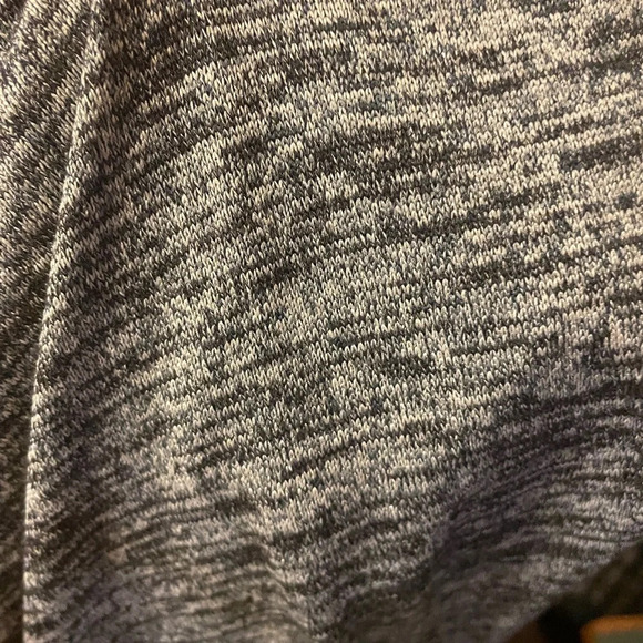 ATHLETA GRAY SPACE DYE POSE LONG SLEEVE TOP - Picture 6 of 7
